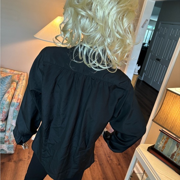 STUNNING, STYLISH & ELEGANT GIVENCHY TOP IN SUPERB CONDITION - Picture 5 of 9